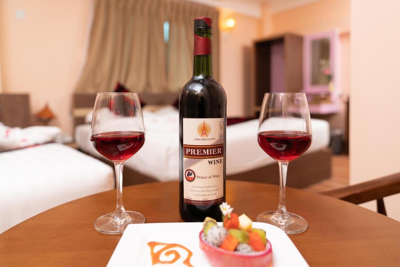 Hotel Chicago Yangon