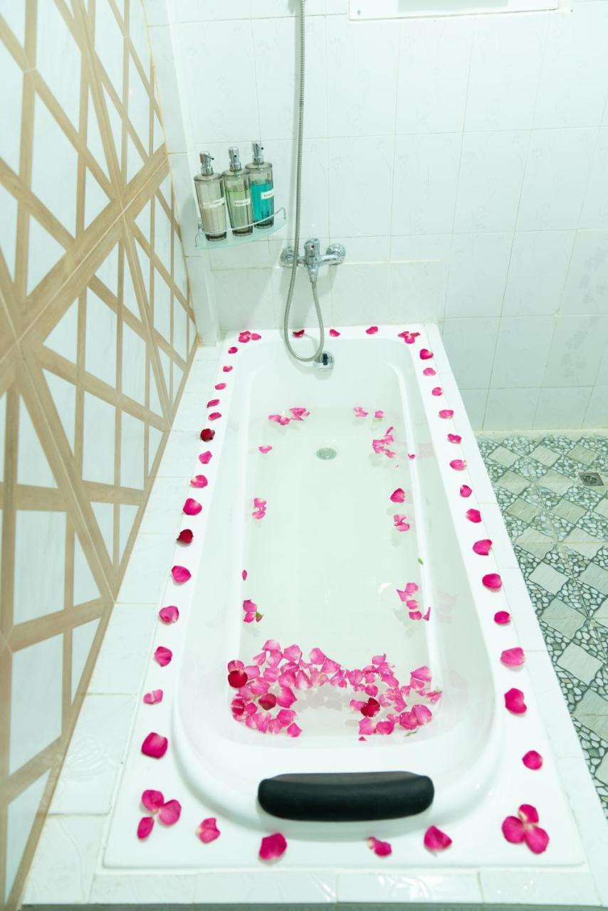 Hotel Chicago 2*